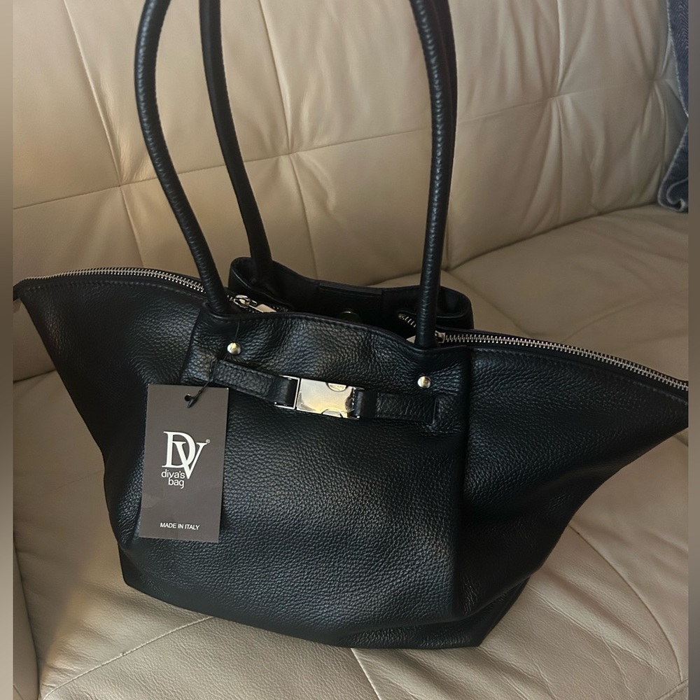 NWT Italian Black Leather New York Tote Bag